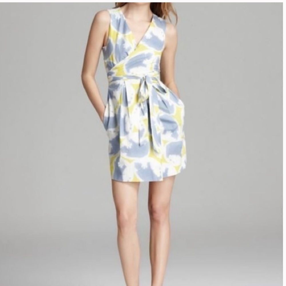 Diane Von Furstenberg Carol Mini Dress - Size 6